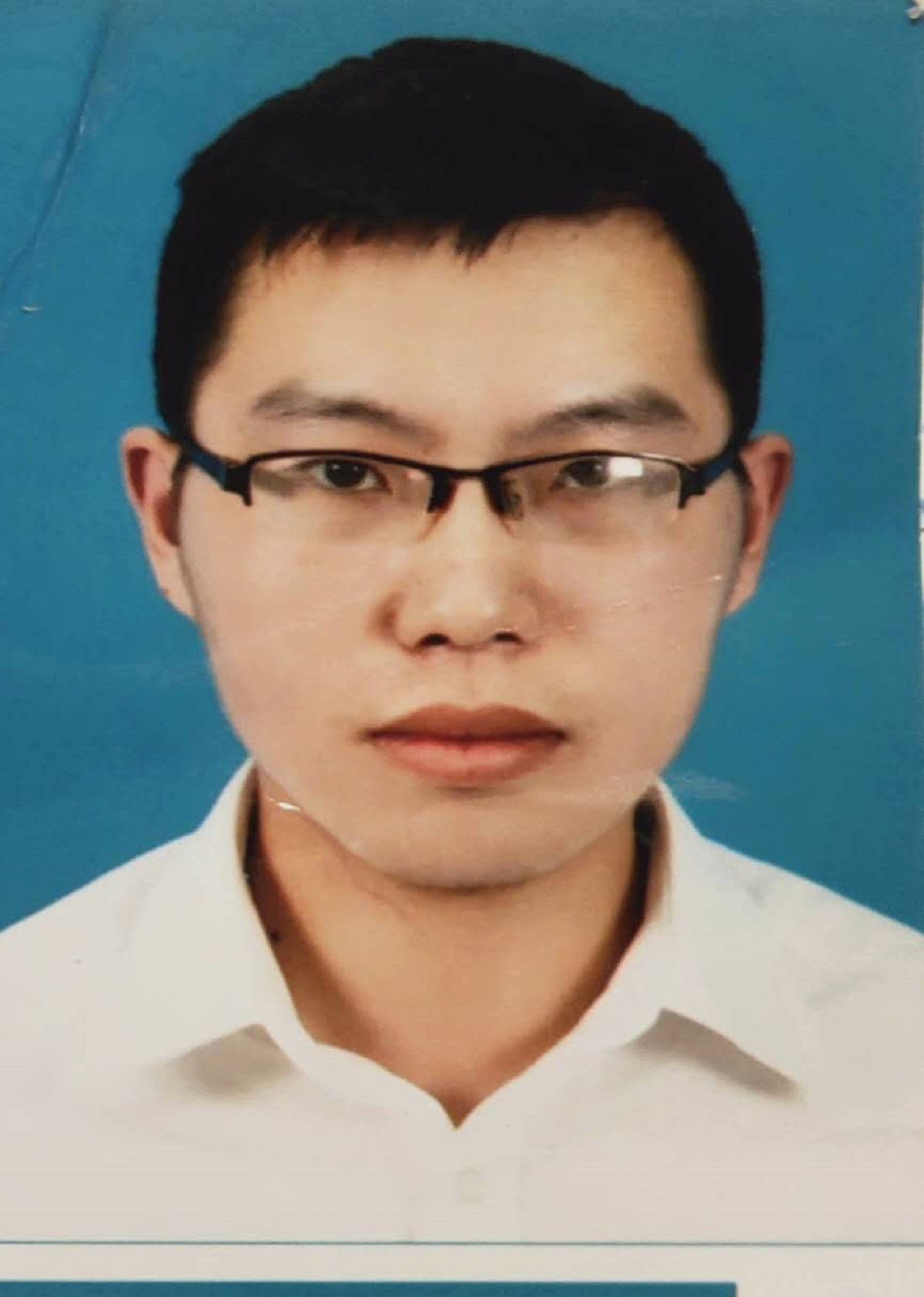 万斌