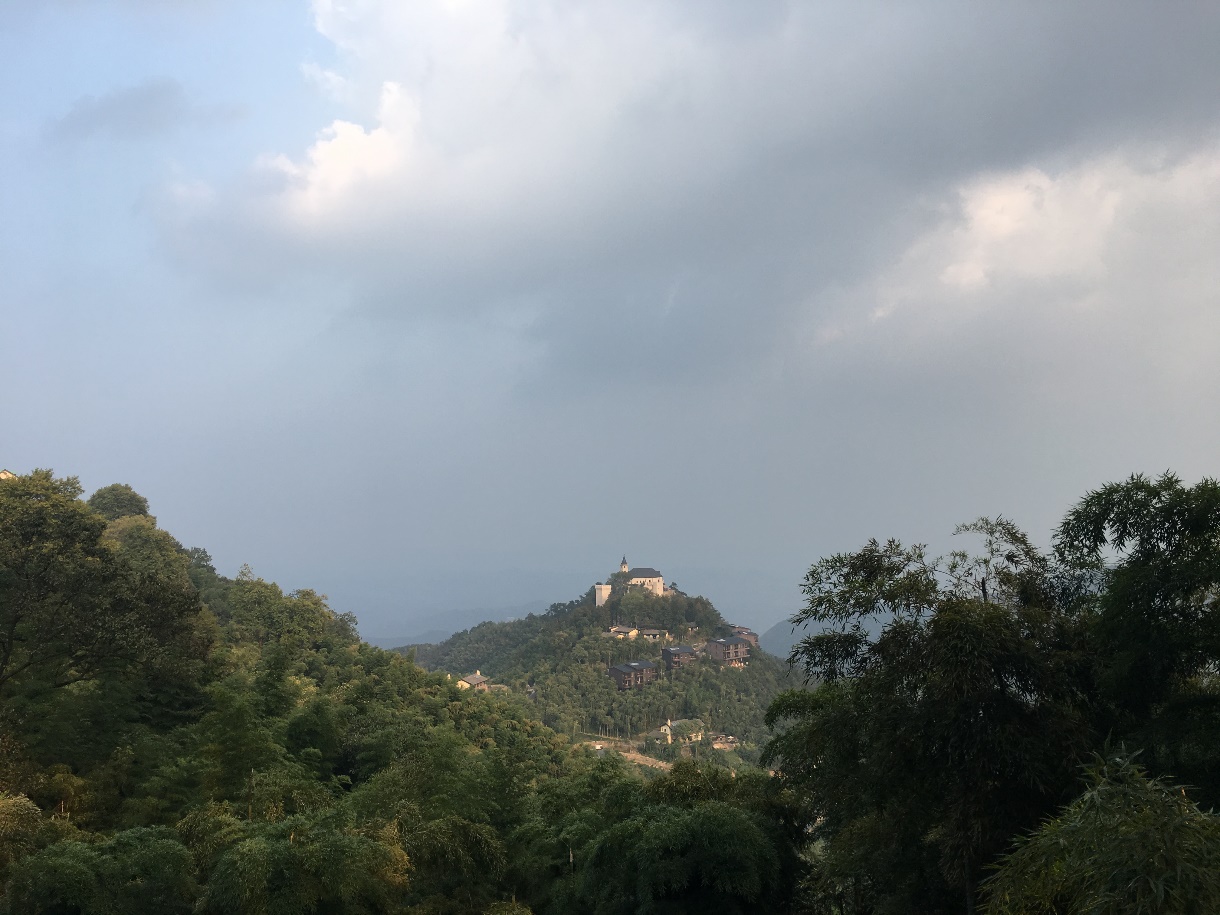 秋高气爽，实验室组织莫干山秋游